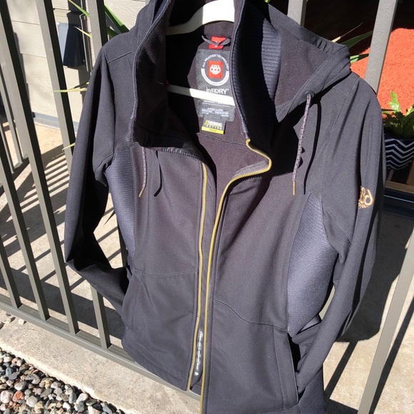 686 women’s snowboarding jacket size medium - Picture 7 of 9